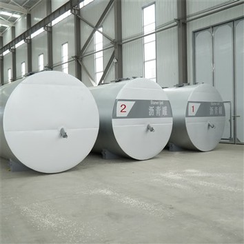 Резервуар для зберігання бітуму